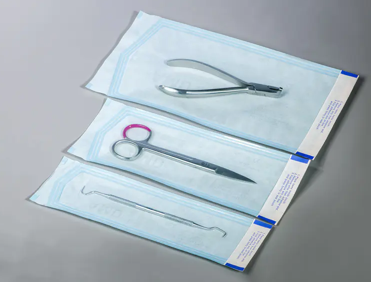 Cum asigură pungile de sterilizare cu auto-etanșare bariera sterilă a dispozitivelor medicale?